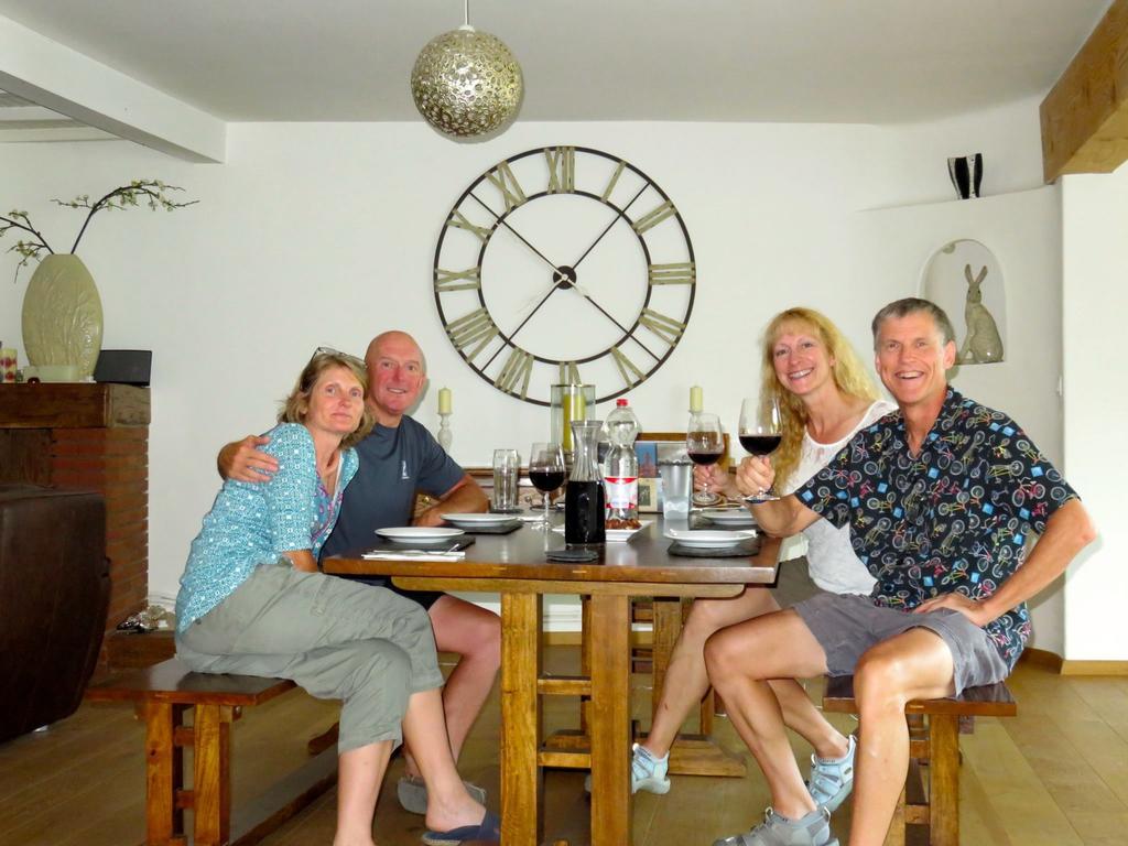 Bedbreakfastbikespyrenees Bed & Breakfast Loubieres Ngoại thất bức ảnh