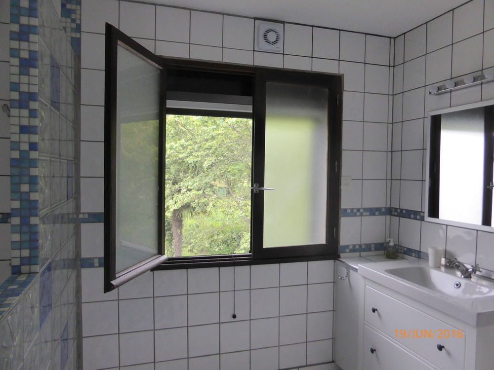 Bedbreakfastbikespyrenees Bed & Breakfast Loubieres Ngoại thất bức ảnh